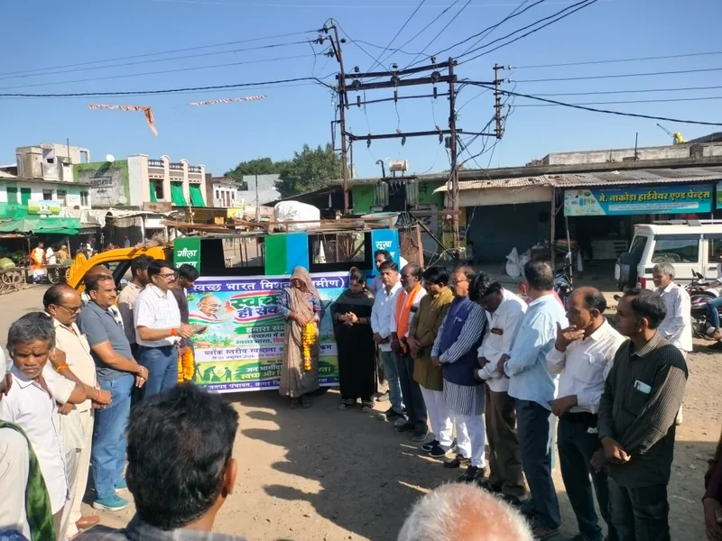 पिपलोन कला में ब्लॉक स्तरीय स्वच्छता श्रमदान “एक घंटा, एक दिन, एक समय जनप्रतिनिधियों एवं अधिकारियों ने किया…